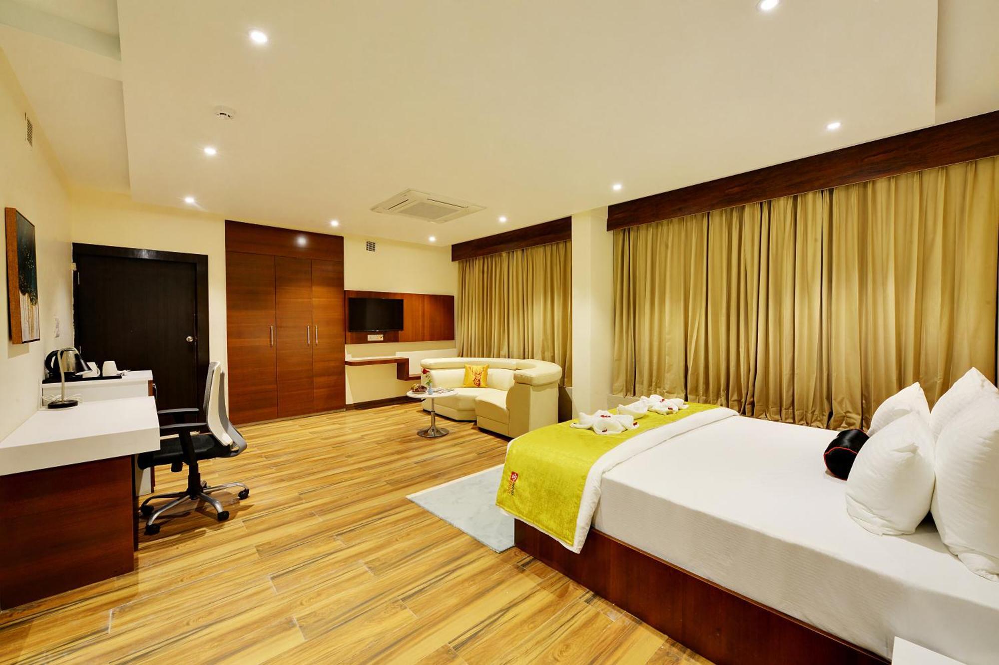 Mastiff Select Gulbarga Hotel Kalaburagi Exterior foto